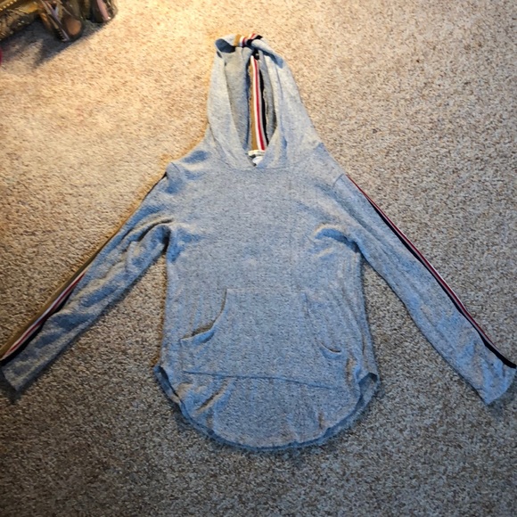 Gray long sleeve hoodie - Picture 1 of 4